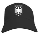 девушки в белых майках